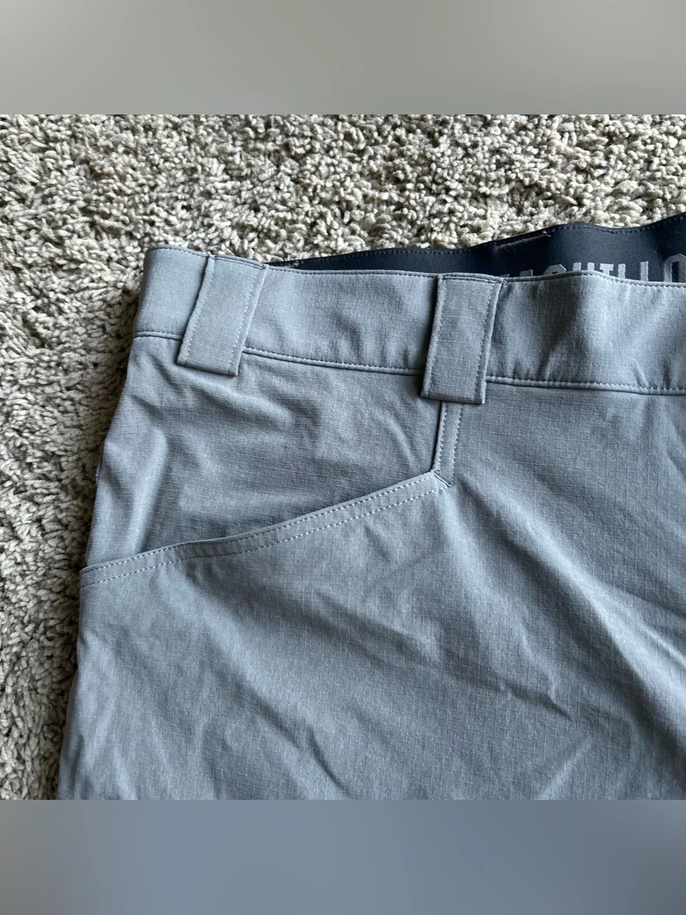 $89 NWT Duluth Trading Armachillo Shorts Mens 48x9 Gray Flex Standard Fit Cargo